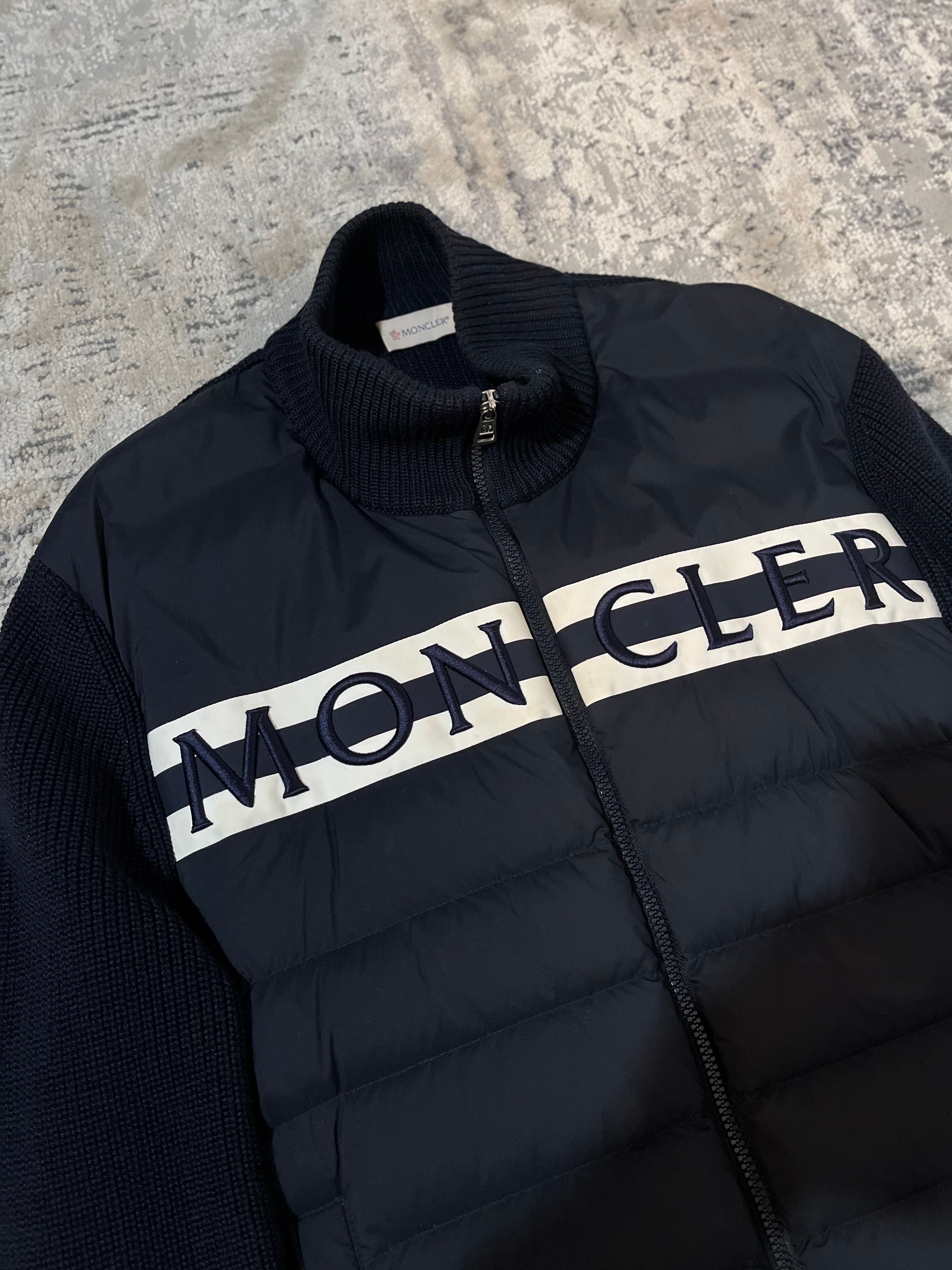Cardigan MONCLER marinblå vadderad stickad jacka - Storlek Large (rek. 9,500 kr)